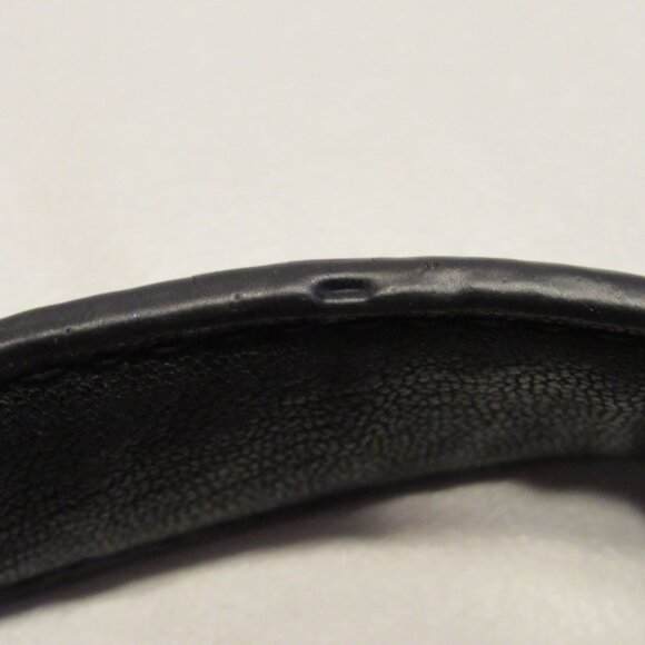 Simply Vera Vera Wang Black Single Handle Hobo/Handbag Purse Pleated Front - Picture 7 of 7